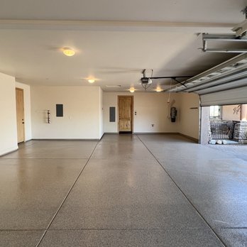 Red Rock Epoxy - an empty garage - Masonry/Concrete Near Me Red Rock Epoxy - an empty garage - Masonry/Concrete Near Me