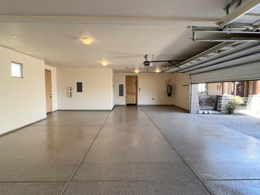 Give Your Garage A Makeover! - At Red Rock Epoxy we specialize in epoxy flooring for your driveway, patio and garage
floor! We use the highest grade 100% solid epoxy and polyaspartic coatings in all color schemes
available! Call today for a free estimate. Give Your Garage A Makeover! - At Red Rock Epoxy we specialize in epoxy flooring for your driveway, patio and garage
floor! We use the highest grade 100% solid epoxy and polyaspartic coatings in all color schemes
available! Call today for a free estimate.