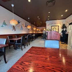 Han Korea BBQ - Interior