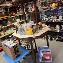Country Porch Antiques