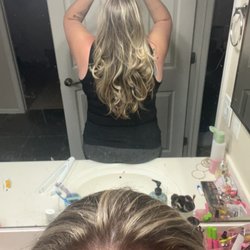 Tatjana's Hair Salon - Highlights and layers