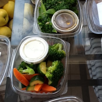 Vegin Out - Fresh veggies! - Food Delivery Services Near Me - Pasadena, California