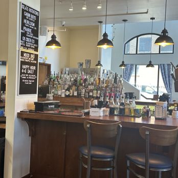 Isla's Kitchen - Bar view - Southern Near Me - Tulsa, Oklahoma