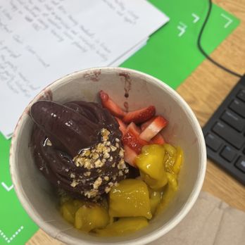 Berry Divine Acai Bowls - Gross! Check your orders before you leave! - Acai Bowls Near Me - Phoenix, Arizona Berry Divine Acai Bowls - Gross! Check your orders before you leave! - Acai Bowls Near Me - Phoenix, Arizona
