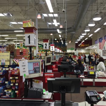 Super King Market - Lots of check-out lanes! (Not always a lot of check-out clerks) - Grocery Near Me - Altadena, California