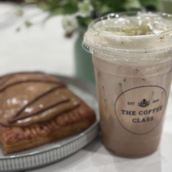 The Coffee Class - Churro pop tart and Dubai Chocolate Latte - Coffee & Tea Near Me - Las Vegas, Nevada The Coffee Class - Churro pop tart and Dubai Chocolate Latte - Coffee & Tea Near Me - Las Vegas, Nevada