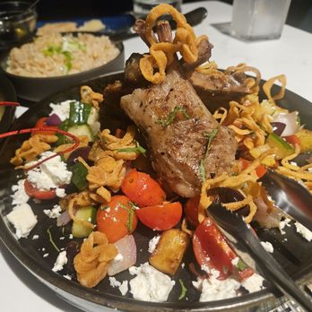 MSC Cruceros - MSC World Europa - La Brasserie (YC dinner service) - Lamb Chops w/Greek Medley - Barcelona, B