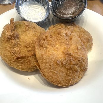 Maple Street Biscuit Company - Fried Green Tomatoes - Breakfast & Brunch Near Me - Celebration, Florida