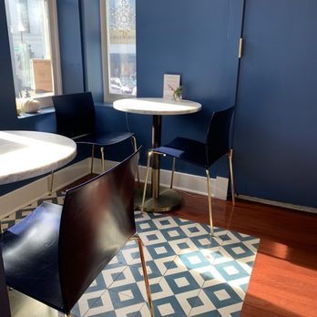 Café Georgetown - Empty - Coffee & Tea Near Me - Washington, DC, District of Columbia