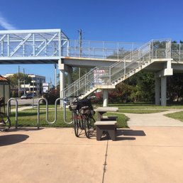 McDonalds just off Pinellas bike path. Good place for a stop and free WiFi. McDonalds just off Pinellas bike path. Good place for a stop and free WiFi.