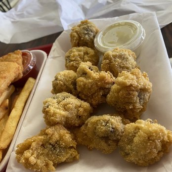 Ed's Fish & Chips - This is the fried mushrooms from Ed's. They're juicy and crispy and will put you in a great mood. - Seafood Near Me - Avondale, Arizona