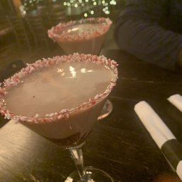 Peppermint chocolate martini so tasty! Best drinks and bartenders Peppermint chocolate martini so tasty! Best drinks and bartenders
