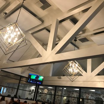 Toast Kitchen & Bar - Inside décor. - Breakfast & Brunch Near Me - Whittier, California Toast Kitchen & Bar - Inside décor. - Breakfast & Brunch Near Me - Whittier, California