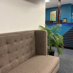 Turning Point Chiropractic - Waiting area