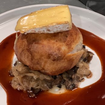 Tasting House - Beef Wellington - Wine Bars Near Me - Los Gatos, California