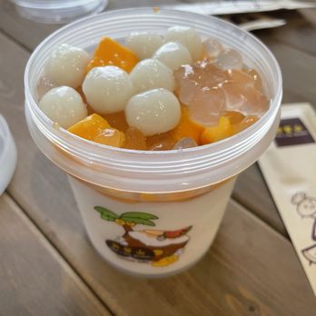 Hui Lau Shan - Coconut jelly with mango and chewy ball - Desserts Near Me - Austin, Texas