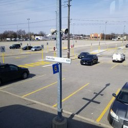Oakville GO Station - Outdoor parking