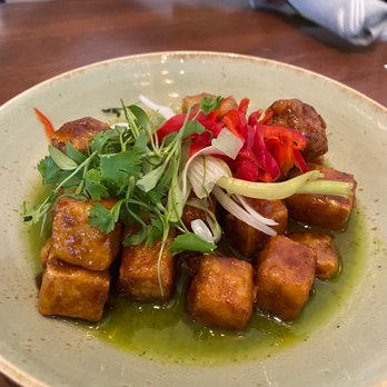 Noa Minneapolis - Crispy Tofu - Cocktail Bars Near Me - Minneapolis, Minnesota