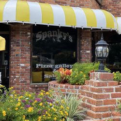 Spanky's Pizza Galley & Saloon