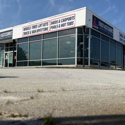 Leer Truck Accessories By H&H - Conyers