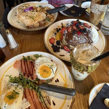Bistrology - Breakfast & Brunch Near Me - Miramar Beach, Florida