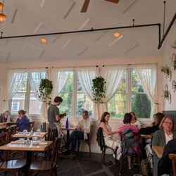 Chez Rosa - Gorgeous setting!