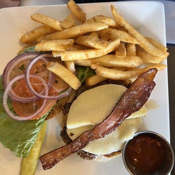 259 Brantley's Bistro - Axis Burger (there is a top bun lol) - Steakhouses Near Me - Boerne, Texas 259 Brantley's Bistro - Axis Burger (there is a top bun lol) - Steakhouses Near Me - Boerne, Texas