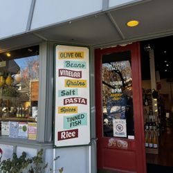 Wellspent Market - Adorable entrance