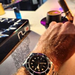Greece Gold & Tech Exchange - We buy Luxury watches!