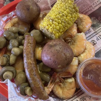 Cub's Crawfish - 1/2 lb shrimp boat - Cajun/Creole Near Me - Pensacola, Florida