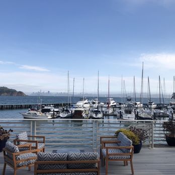 Waters Edge Hotel - Patio view - Hotels Near Me - Belvedere Tiburon, California Waters Edge Hotel - Patio view - Hotels Near Me - Belvedere Tiburon, California