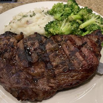 Braided Mane Restaurant & Lounge - Ribeye steak - New American Near Me - Redding, California Braided Mane Restaurant & Lounge - Ribeye steak - New American Near Me - Redding, California