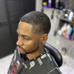 The Bespoke Barber - barbershop - haircut - fade - brush cut - black hair - North Lauderdale - Tamarac - Lauderhill-Sunrise, Florida-razor Work- Barber near me