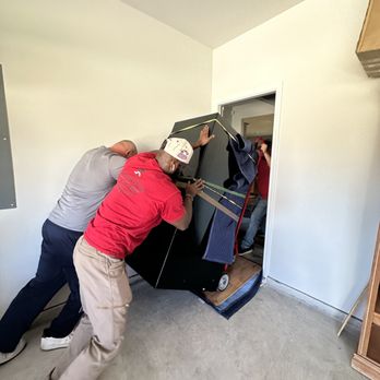 Professional Labor Solutions & Logistics - 1000lbs easy - Movers Near Me Professional Labor Solutions & Logistics - 1000lbs easy - Movers Near Me