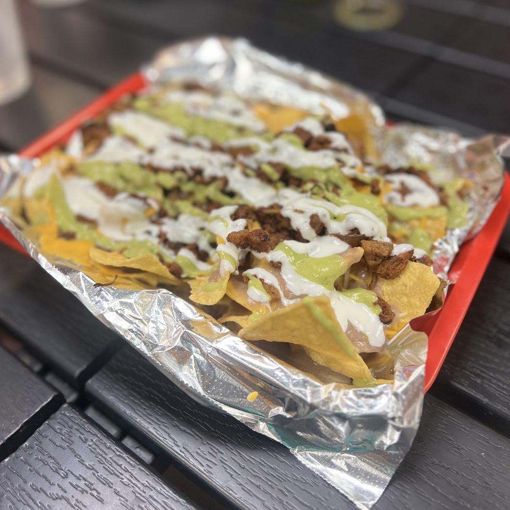 Cielito Lindo Taqueria - Nachos with asada - Mexican Near Me - Reno, Nevada Cielito Lindo Taqueria - Nachos with asada - Mexican Near Me - Reno, Nevada