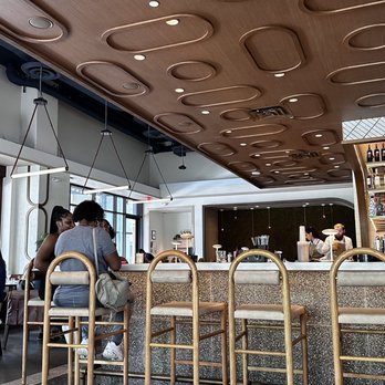 Daily Gather - Bar area - Breakfast & Brunch Near Me - Houston, Texas