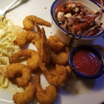 Red Lobster - Breaded shrimp is ok, nothing special about it. The pasta is yummy - Seafood Near Me - Valencia, California