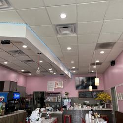 Mẹ Viet Kitchen - Counter