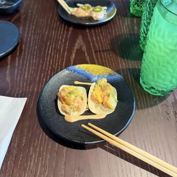 MoMoGoGo - Salmon Mango crisps - Sushi Bars Near Me - Arlington, Virginia MoMoGoGo - Salmon Mango crisps - Sushi Bars Near Me - Arlington, Virginia