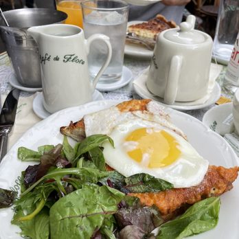 Café de Flore - Cafes Near Me - Paris, 75 Café de Flore - Cafes Near Me - Paris, 75