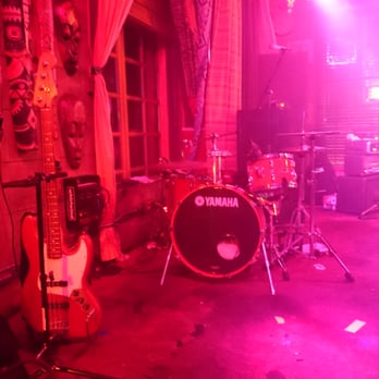Powerhouse Entertainment - The stage! - Music Venues Near Me - Folsom, California