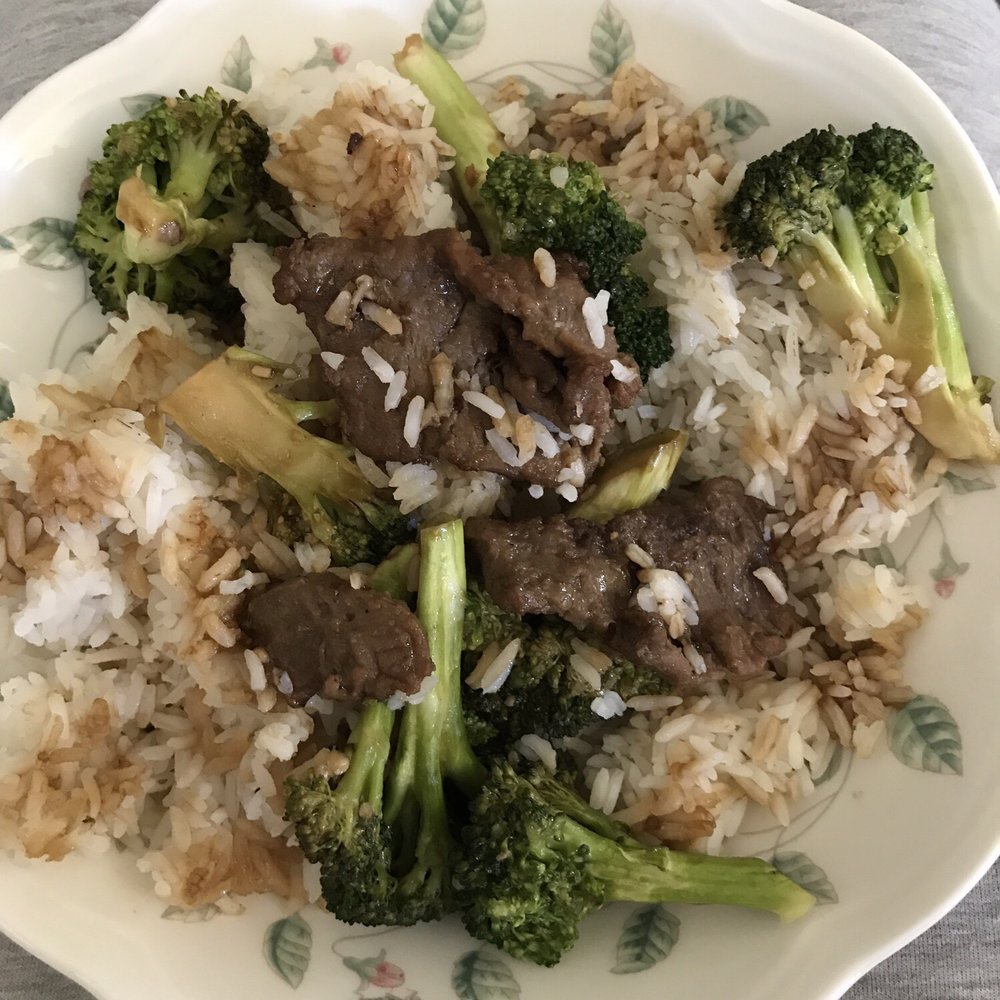 Panda Express - Panda Bowl - steam rice and broccoli beef: 80% super dry rice, 17% broccoli and 3% beef. - Chinese Near Me - Woodland, California Panda Express - Panda Bowl - steam rice and broccoli beef: 80% super dry rice, 17% broccoli and 3% beef. - Chinese Near Me - Woodland, California