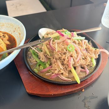 Yoo Yee - Beef with onion - Chinese Near Me - Chicago, Illinois Yoo Yee - Beef with onion - Chinese Near Me - Chicago, Illinois