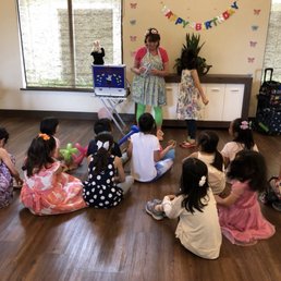 Blocked out my kids faces due to privacy concerns. Lori was entertaining them with one of her awesome magic trick! Blocked out my kids faces due to privacy concerns. Lori was entertaining them with one of her awesome magic trick!