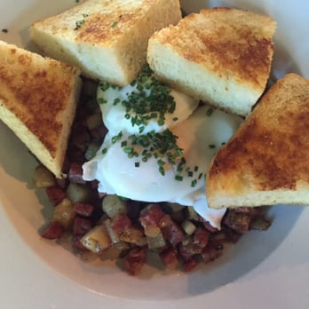 Eat. - Corn Beef Hash - New American Near Me - Las Vegas, Nevada