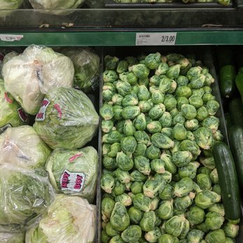 Food Basics - Lettuce heads and brussel sprouts - Grocery Near Me - Mississauga, Ontario Food Basics - Lettuce heads and brussel sprouts - Grocery Near Me - Mississauga, Ontario
