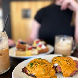 Eggs Benedict