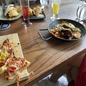 Palette 22 - Bottomless Brunch - Bars Near Me - Arlington, Virginia Palette 22 - Bottomless Brunch - Bars Near Me - Arlington, Virginia