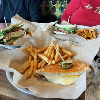 Lazy Dog Restaurant & Bar - Breakfast & Brunch Near Me - Northbrook, Illinois Lazy Dog Restaurant & Bar - Breakfast & Brunch Near Me - Northbrook, Illinois