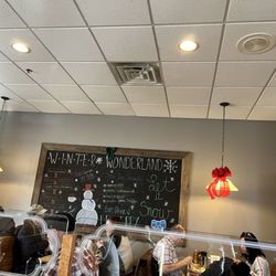 Bread and Butters Eatery - Inside